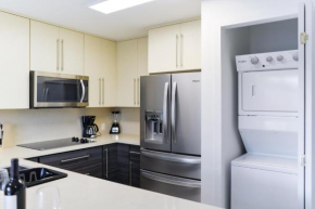 Amazing Townhouse 7 Miles From the Beach - NTH9